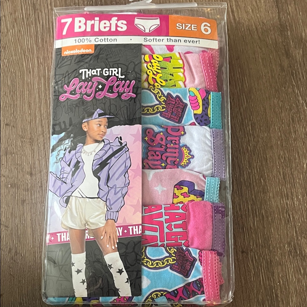 NIP! Nickelodeon That Girl Lay Lay Colorful Briefs - Size 6